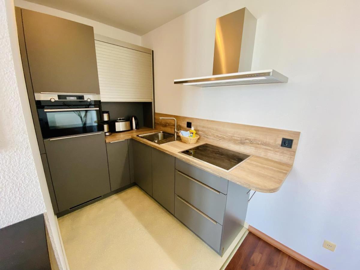 Ferienwohnung Seaside, direkt an der Promenade Rostock Exterior foto